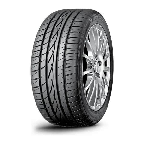 Pneu Falken Ziex ZE912 — vista em 45°
